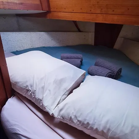 Sisu 1 - Boat House Olhão